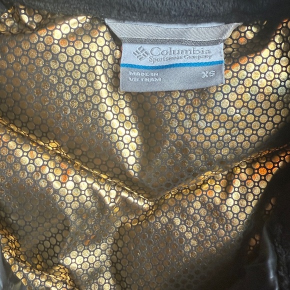 Womens XS Joy Peak Vest Black Puffer Insulated wore once! (HU) - Picture 2 of 6